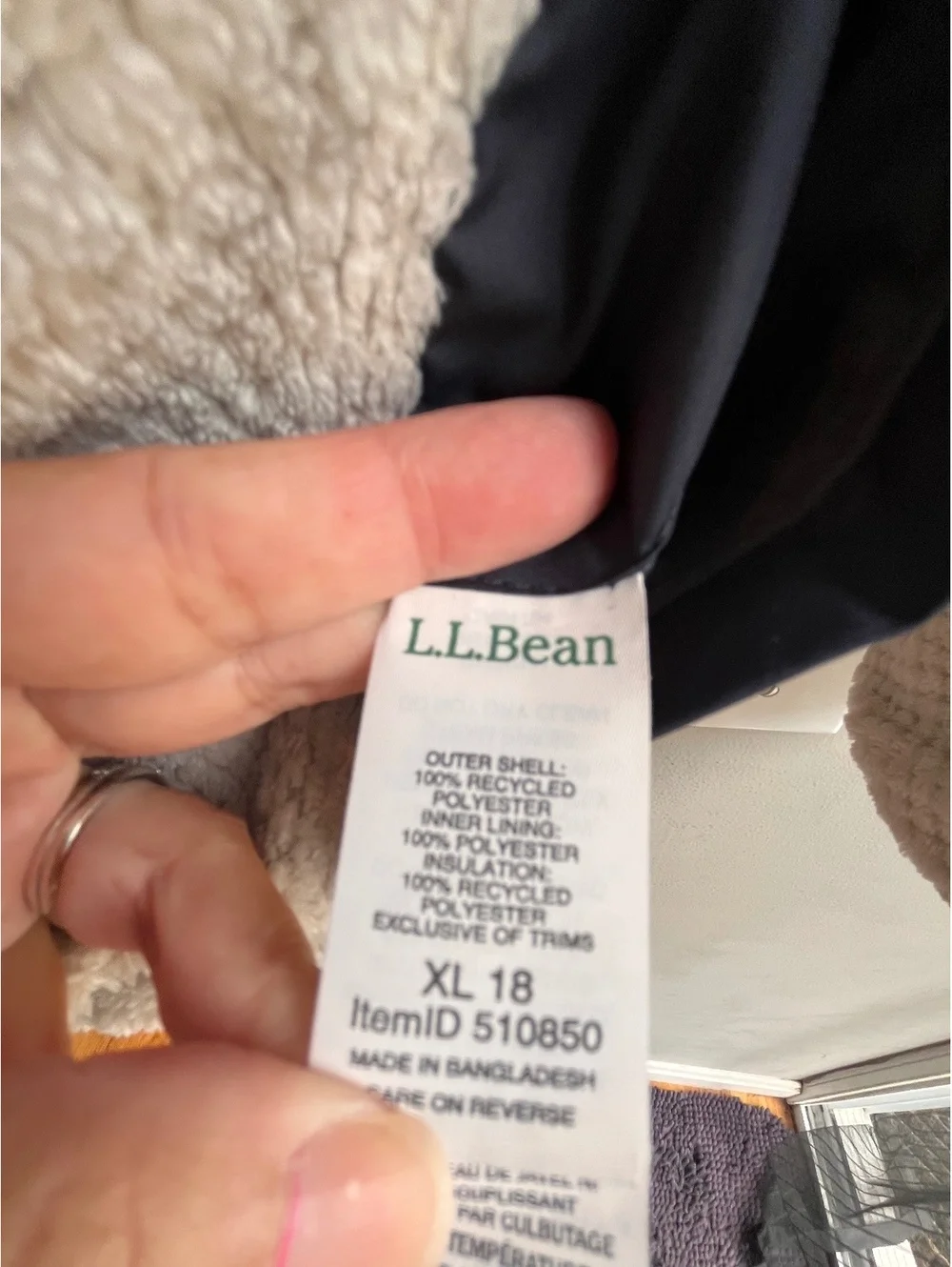 L.L. Bean Kids Mountain Bound Reversible Hooded Jacket Size XL 18 Beige Navy